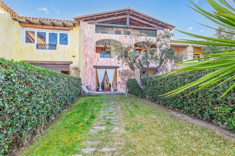 Il Borgo 10/5 700m From The Beach