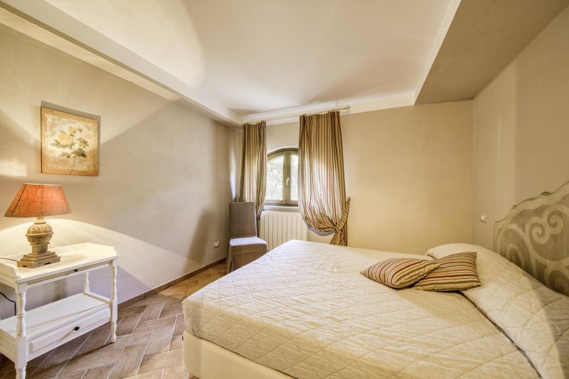 Acetaie Apartment with Shared Pool for 4 | Relax in Nature