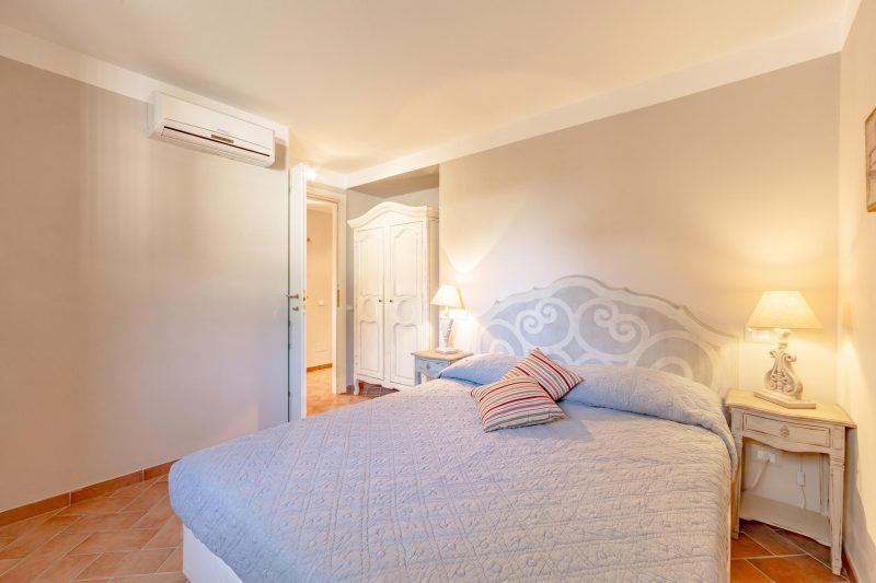 Acetaie Apartment with Shared Pool for 4 | Relax in Nature