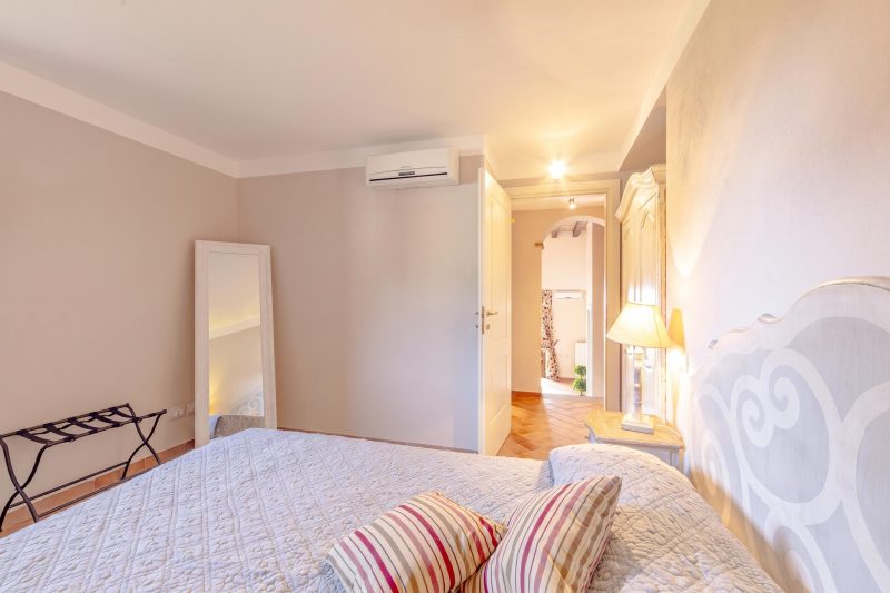 Acetaie Apartment with Shared Pool for 4 | Relax in Nature