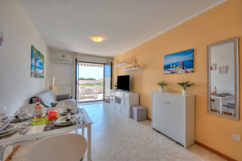 Kristall Lago Pool-View Apartment + Balcony