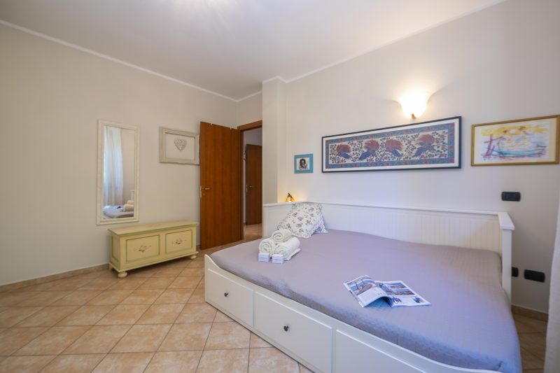 Villa La Dolce Vita: Lake Maggiore 3BR, Fenced Garden, Parking near Beaches