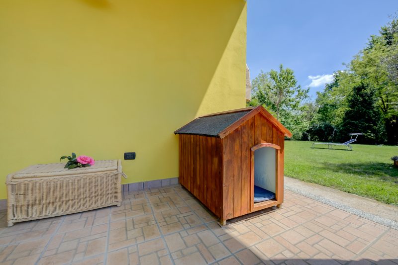 Villa La Dolce Vita: Lake Maggiore 3BR, Fenced Garden, Parking near Beaches