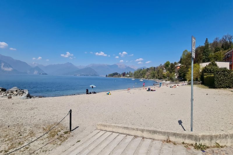 Villa La Dolce Vita: Lake Maggiore 3BR, Fenced Garden, Parking near Beaches