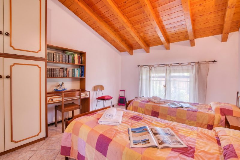 Casa Maddalena Private Beach, 2BR Sleeps 4