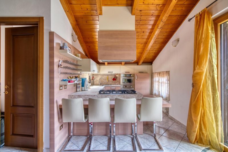 Casa Maddalena Private Beach, 2BR Sleeps 4