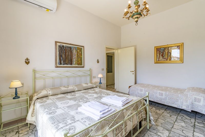 Casa Lidia 900m From Sea with Private Garden