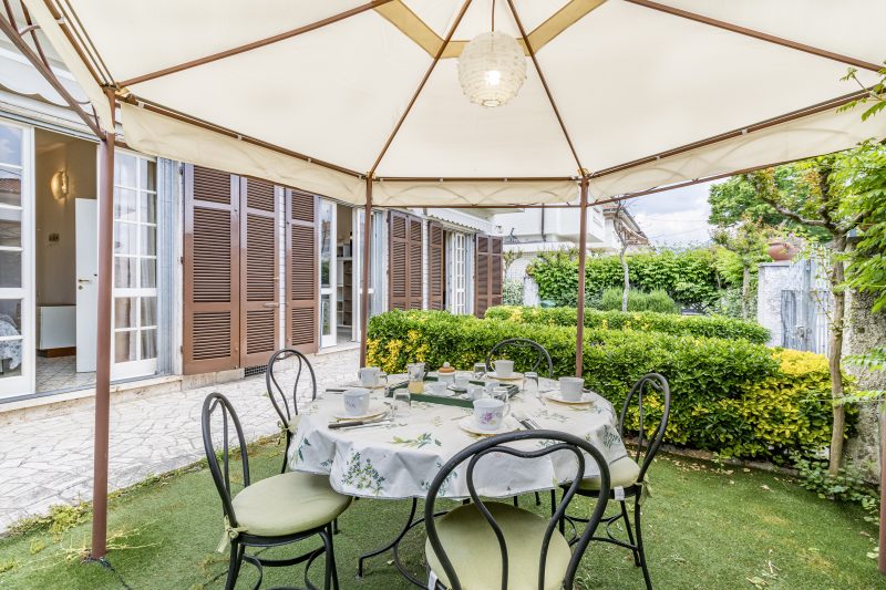 Casa Lidia 900m From Sea with Private Garden