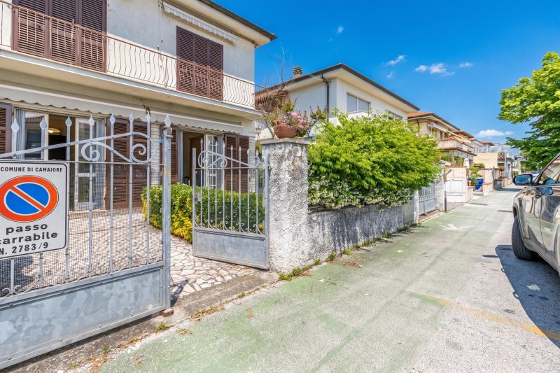 Casa Lidia 900m From Sea with Private Garden