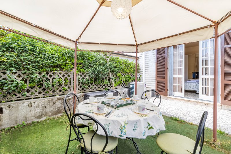 Casa Lidia 900m From Sea with Private Garden