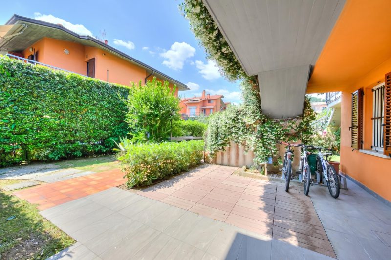 La Casa Accanto With Shared Pool