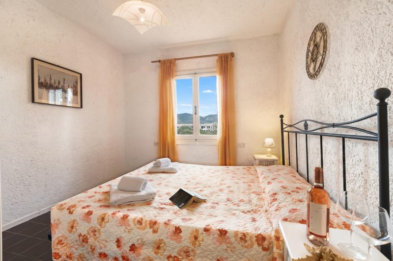 Il Vecchio Faro A30 150m From The Beach