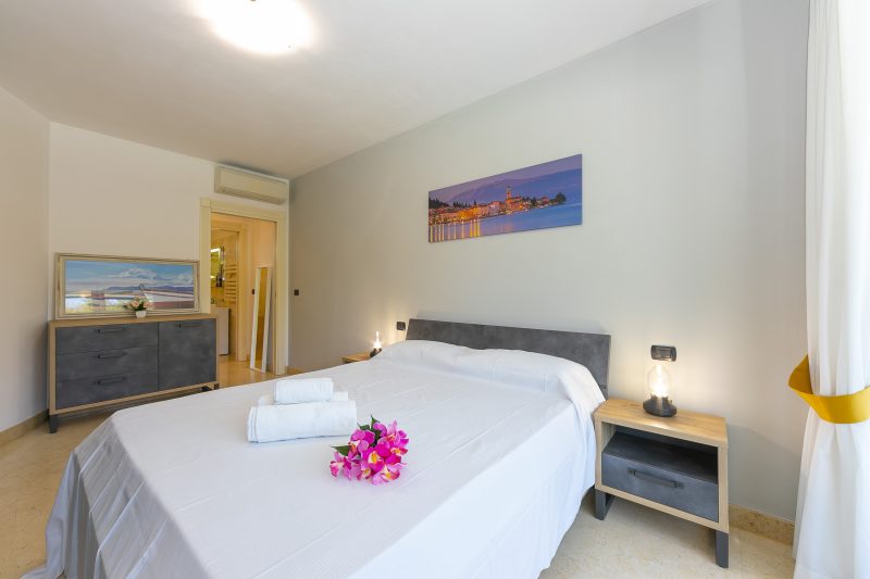 Rivoltella Apt With Pool 600m From Lake