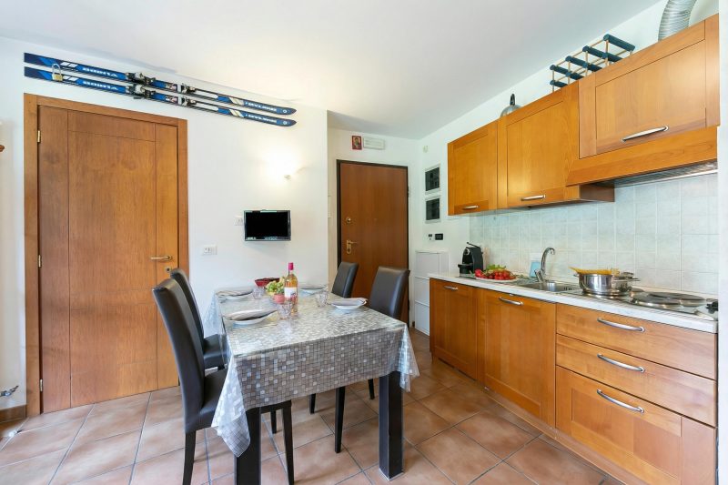 La Marmotta Ski in/ski out - Studio with Terrace