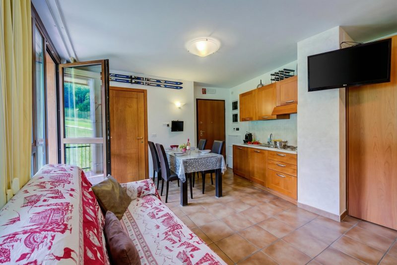 La Marmotta Ski in/ski out - Studio with Terrace