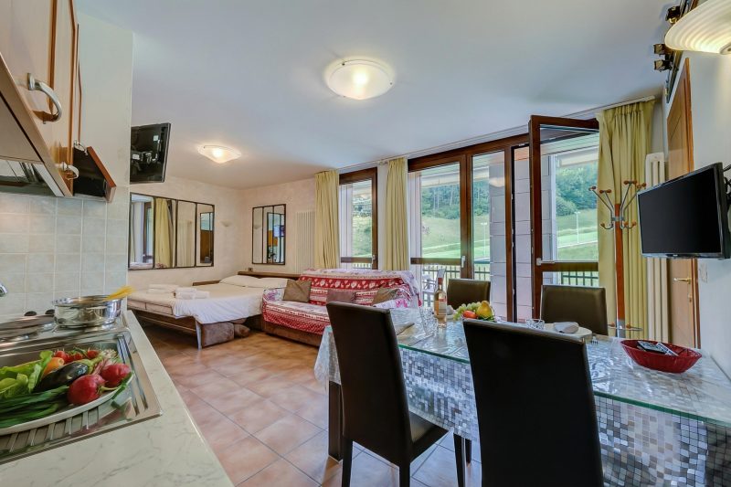 La Marmotta Ski in/ski out - Studio with Terrace