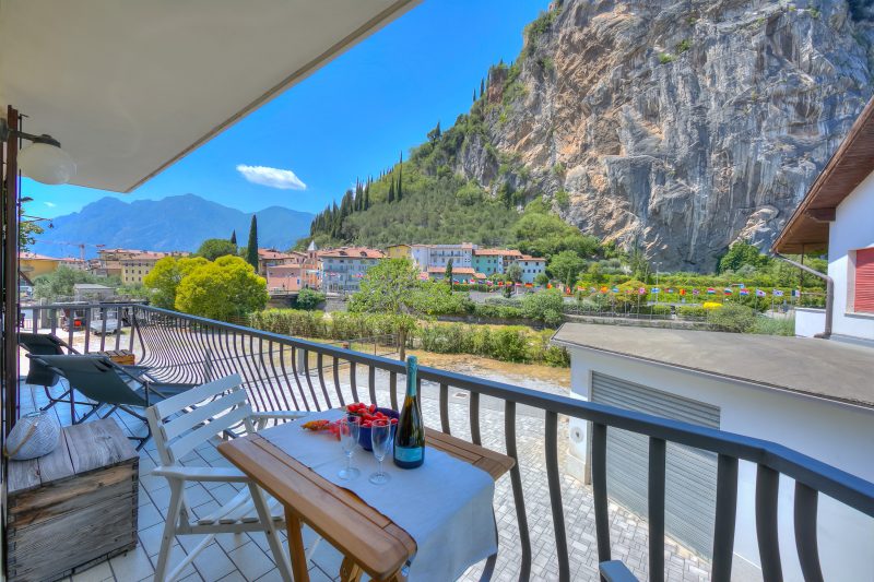 The Rock View with Balcony and Parking