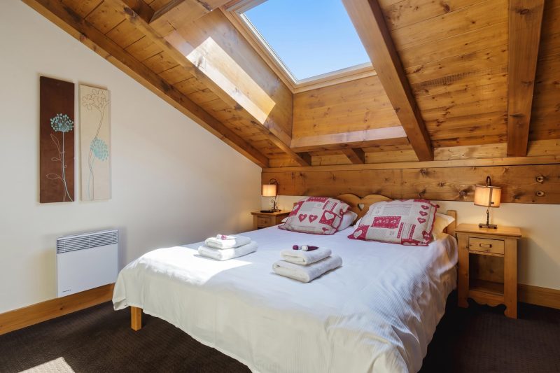 V Balme 22: Beside Ski Lift; Pool, Sauna & Gym