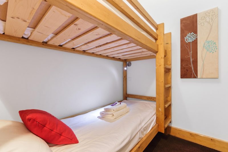 V Balme 22: Beside Ski Lift; Pool, Sauna & Gym