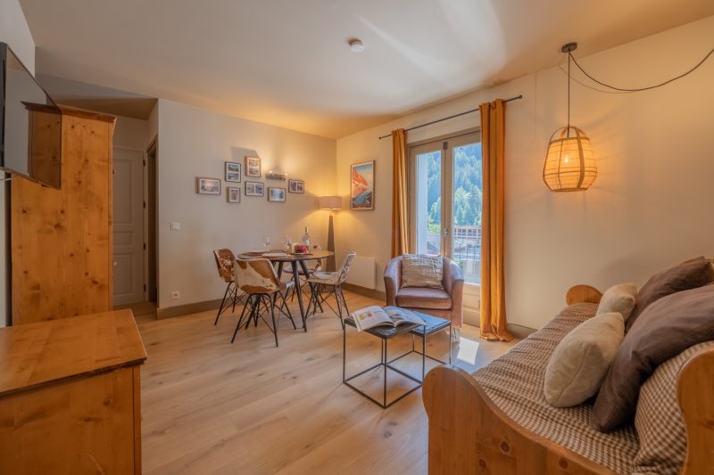 V Buet 41: Beside Ski Lift; Pool, Sauna & Gym
