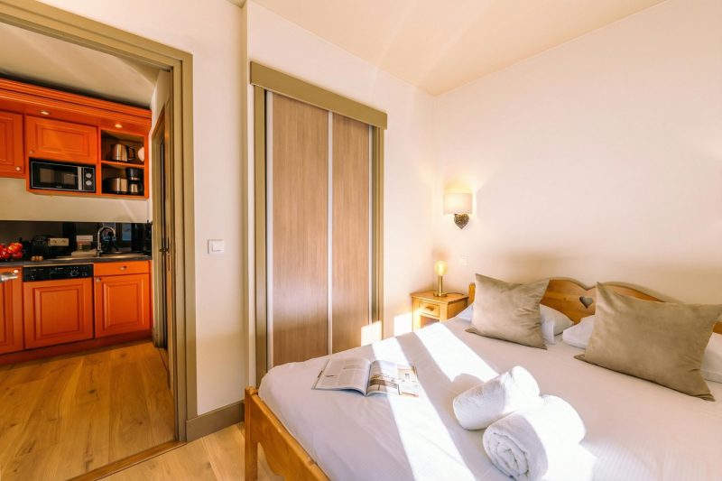 V Buet 41: Beside Ski Lift; Pool, Sauna & Gym