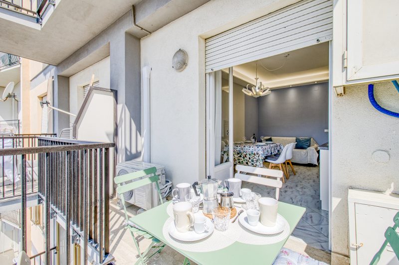Bedo House - Beachfront Sea View Apartment in Follonica