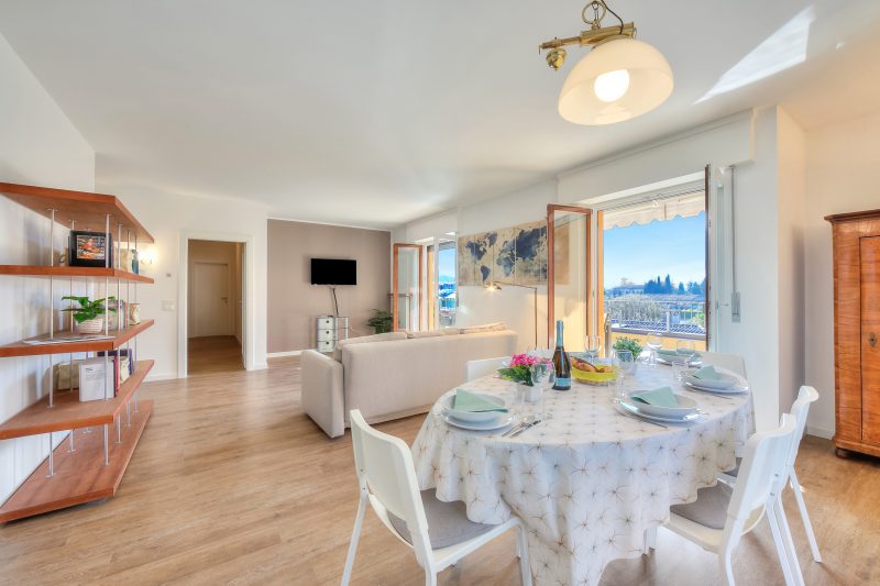 Antares 150m from the Lake with Large Terrace