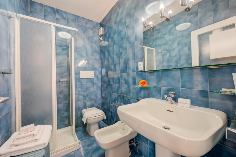Antares 150m from the Lake with Large Terrace
