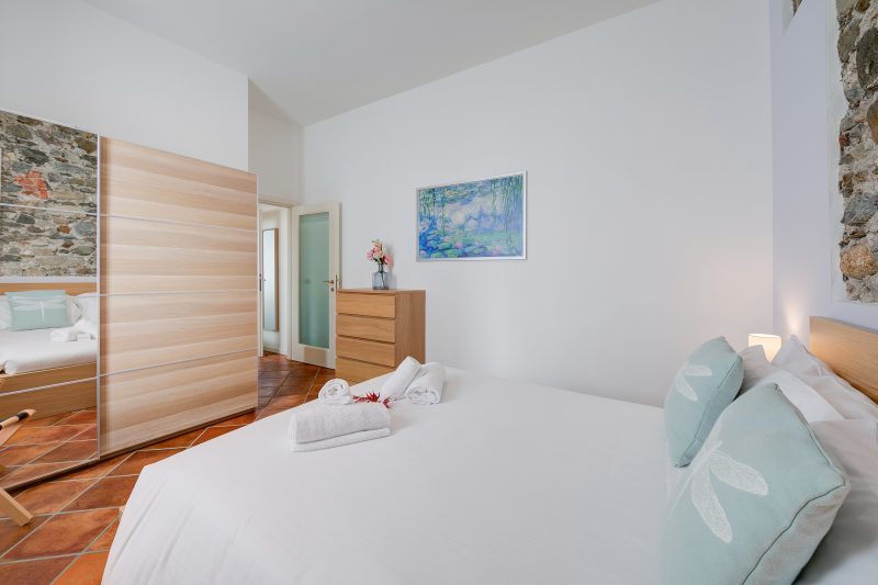 La Voce Del Lago - Historic Lakefront Stay in Arona
