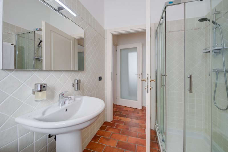 La Voce Del Lago - Historic Lakefront Stay in Arona