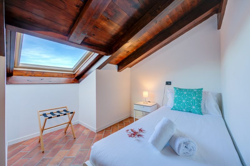 La Voce Del Lago - Historic Lakefront Stay in Arona