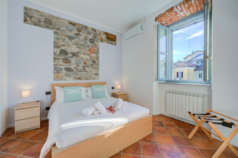 La Voce Del Lago - Historic Lakefront Stay in Arona