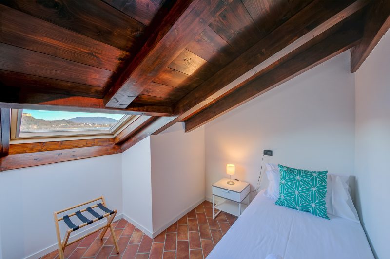La Voce Del Lago - Historic Lakefront Stay in Arona