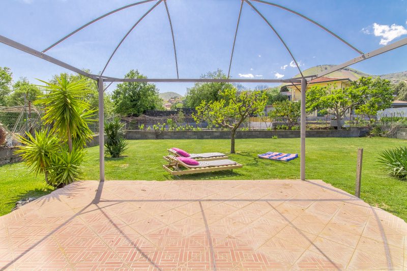 Villa With Volcano View