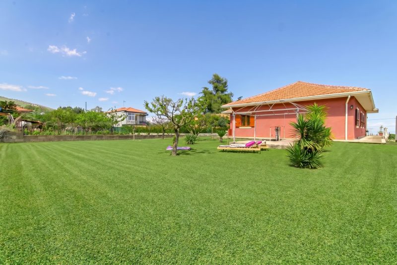 Villa With Volcano View