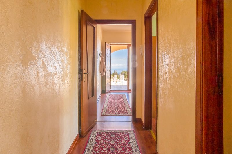 Villa With Volcano View