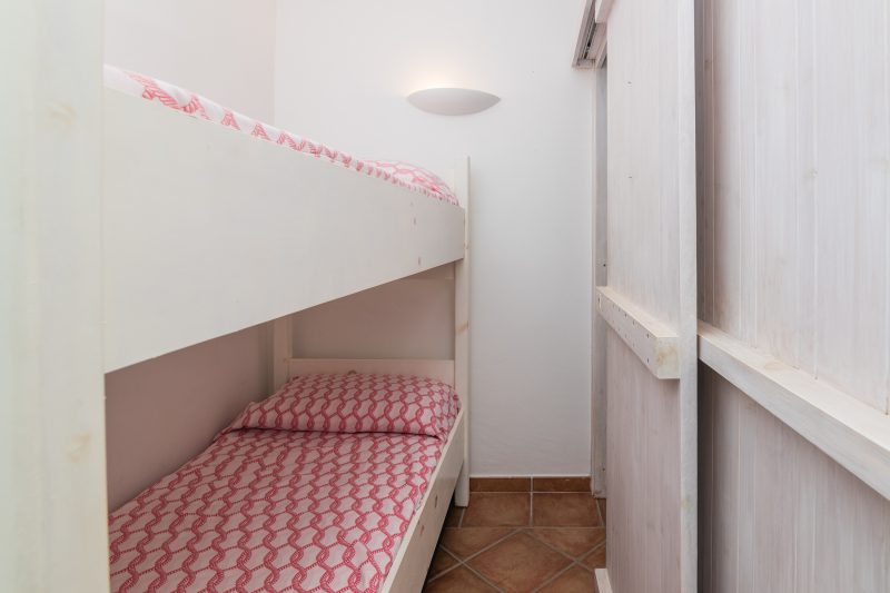 Il Borgo 2/12 700m From The Beach