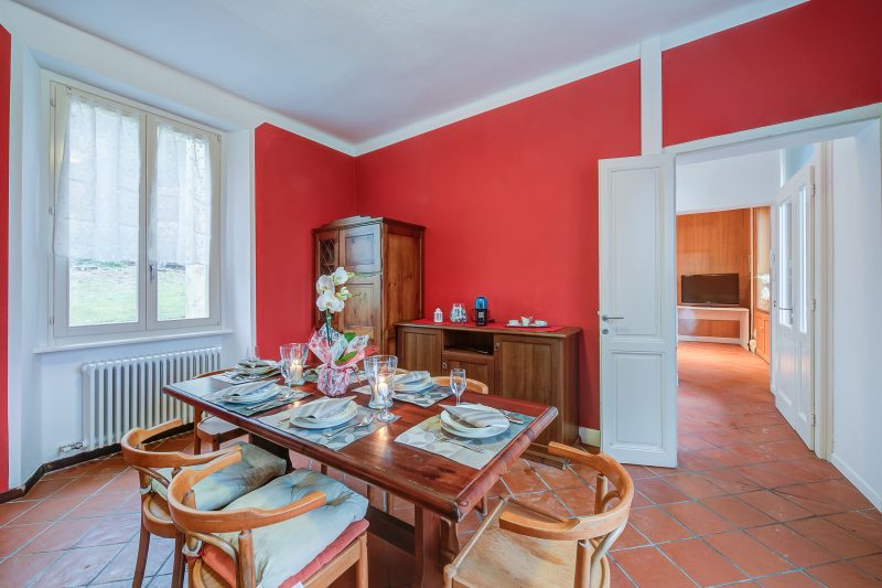 Mila Bike & WIFI: Garden Retreat near Lake Maggiore