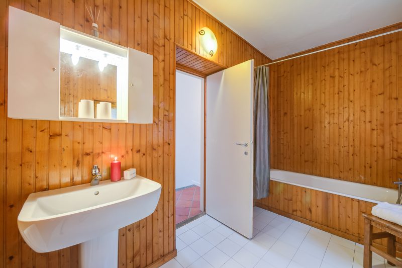 Mila Bike & WIFI: Garden Retreat near Lake Maggiore