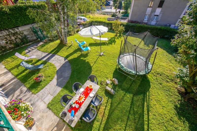 Mila Bike & WIFI: Garden Retreat near Lake Maggiore