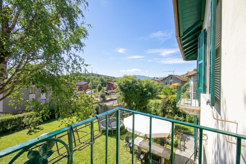 Mila Bike & WIFI: Garden Retreat near Lake Maggiore