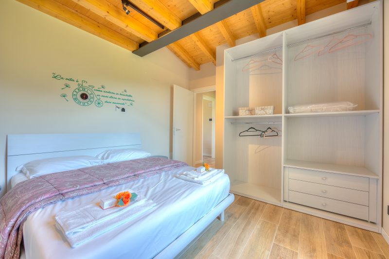 Ricomilla-Ulivo -Balcony, Garden & Privat