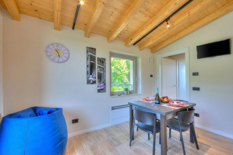 Ricomilla-Ulivo -Balcony, Garden & Privat