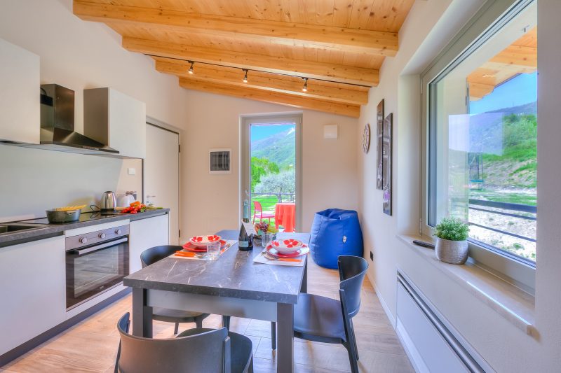 Ricomilla-Ulivo -Balcony, Garden & Privat