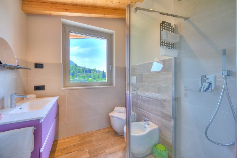 Ricomilla-Ulivo -Balcony, Garden & Privat