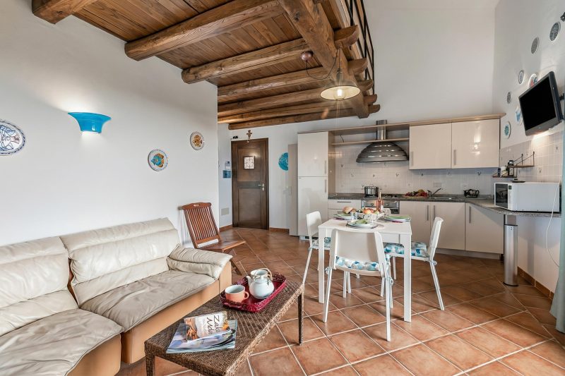 Il Borgo 2/16 700m From The Beach