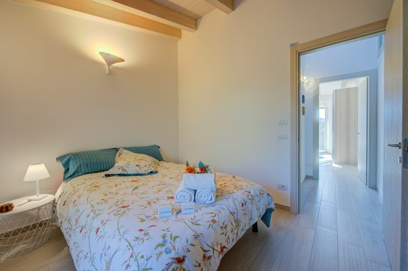 Mirabelle - Apartment with Terrace & Views