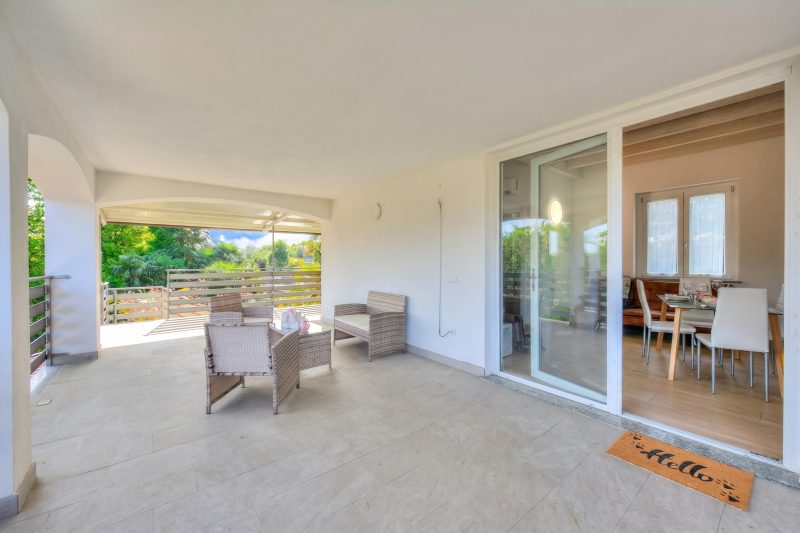 Golden Terrace Leggiuno 2BR/2BA Walk to the Lake
