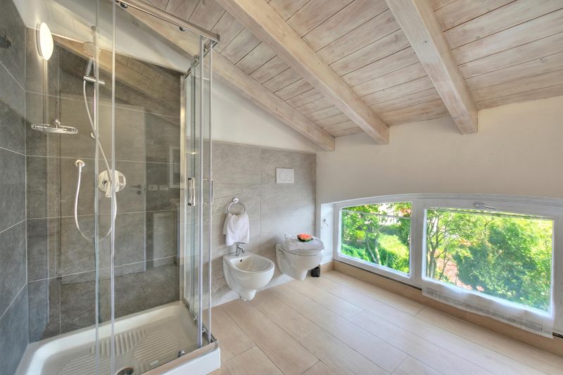 Golden Terrace Leggiuno 2BR/2BA Walk to the Lake