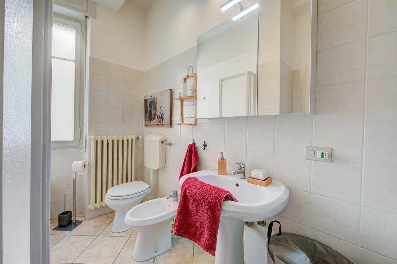 Casa Rachele 2BR in Stresa Centre with Balcony